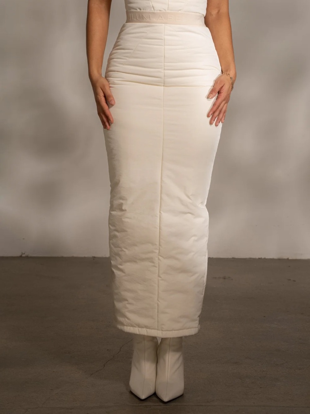 JLUXLABEL White Quilted High-Waist Pencil Maxi Skirt - Picture 2 of 7